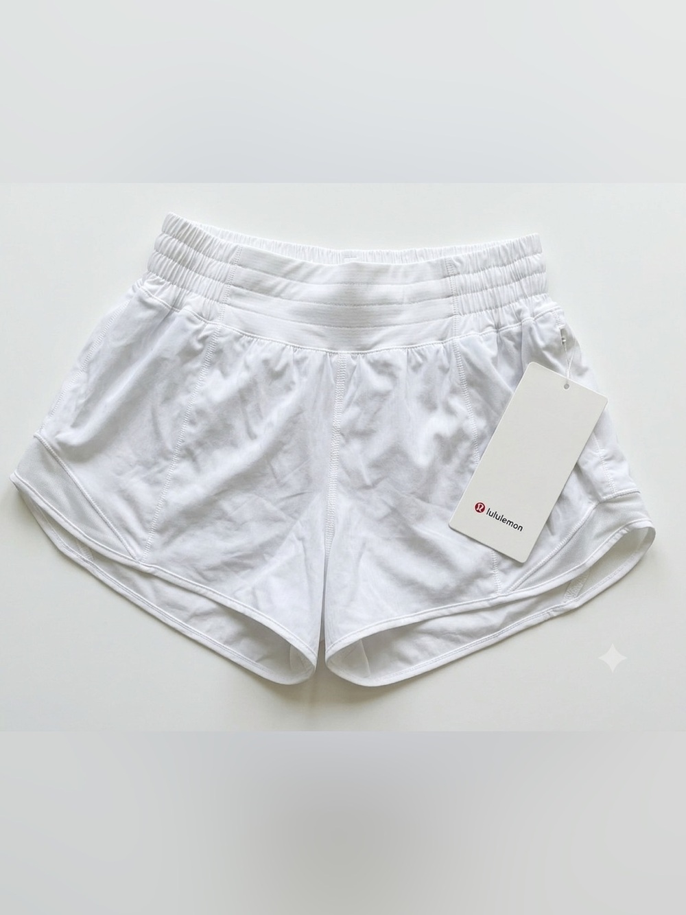 Lululemon Hotty Hot High-Rise Lined Shorts White Running Athletic Size 4 - Picture 1 of 13